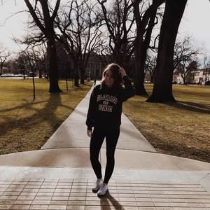 Meet your Posher, Lydia